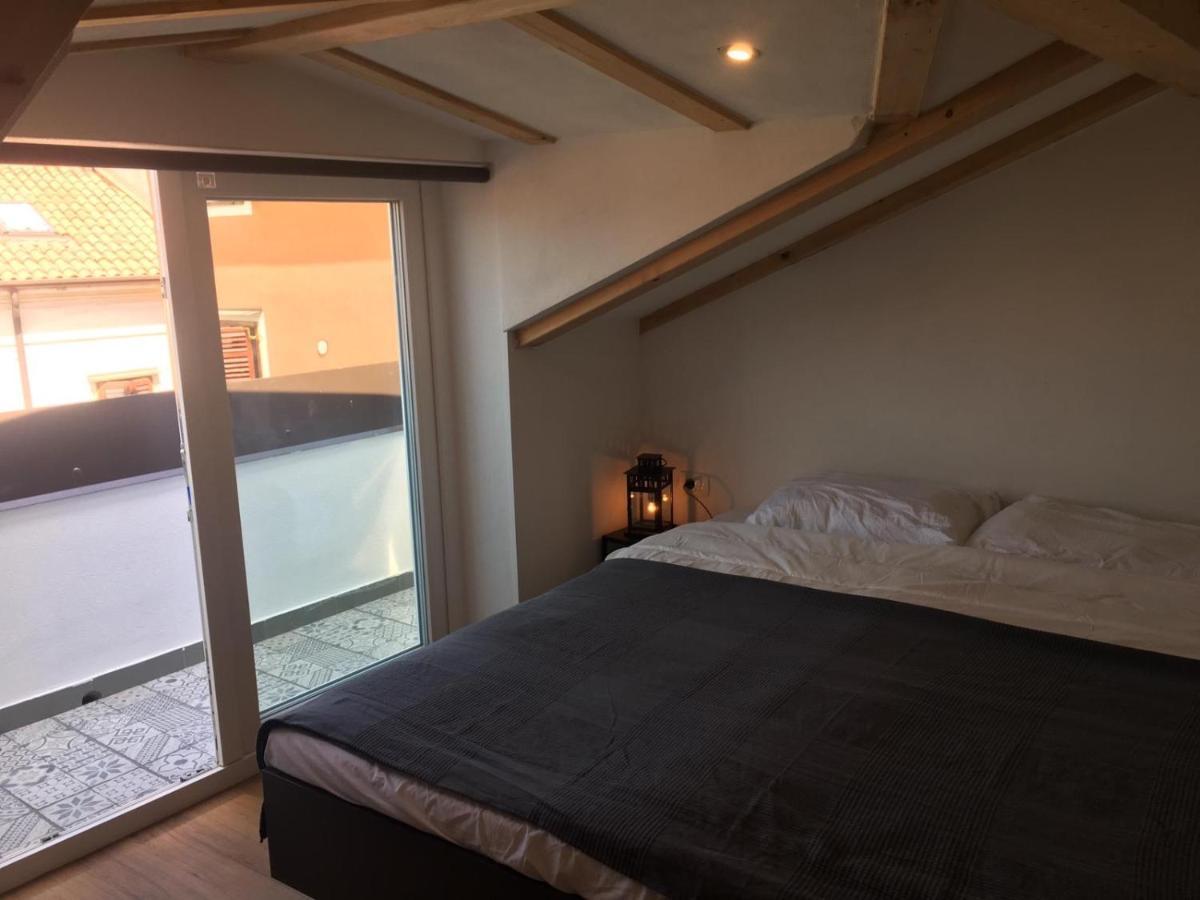 Apartmaji Sara, Izola - Isola Exteriör bild