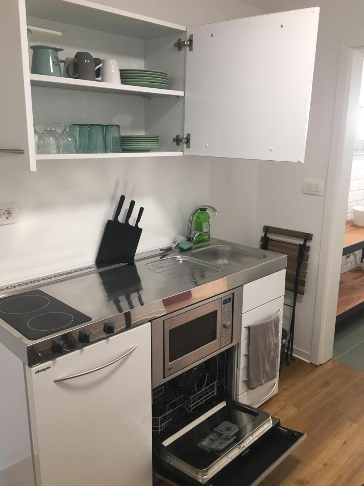 Apartmaji Sara, Izola - Isola Exteriör bild
